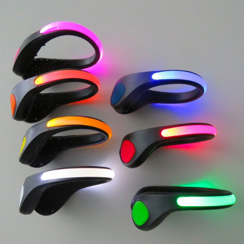 ضوء مشبك حذاء مضيء جديد بتقنية - مراجعة Running Gear Night وسعره